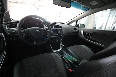 Kia Ceed, 2012г., передний привод, механика