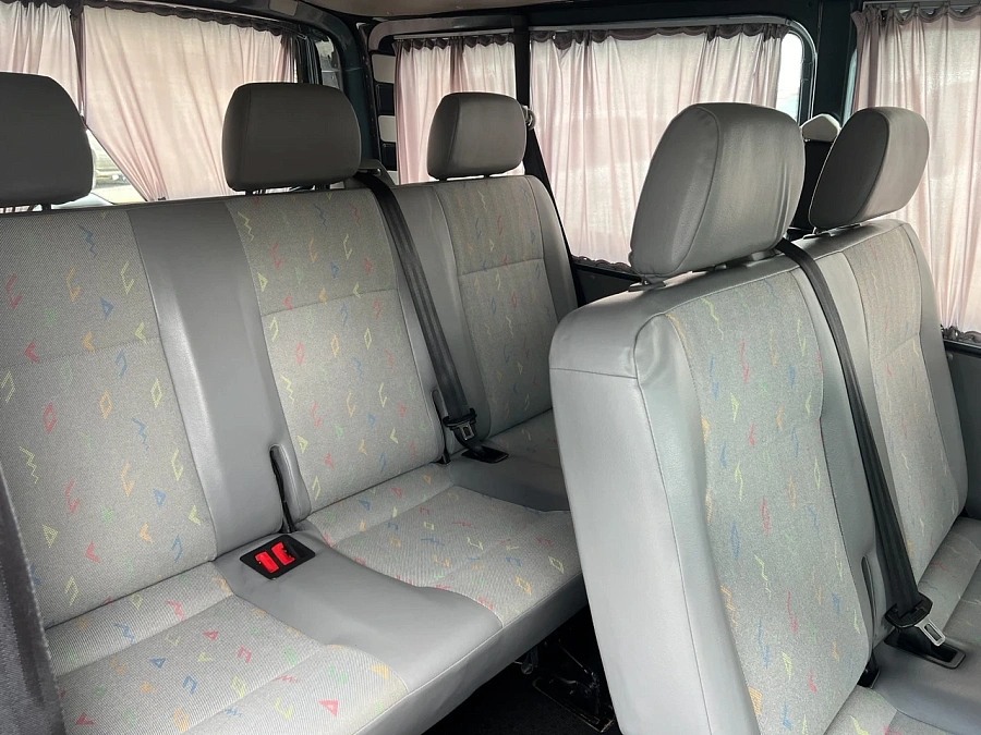 Volkswagen Caravelle, 2009г., передний привод, механика