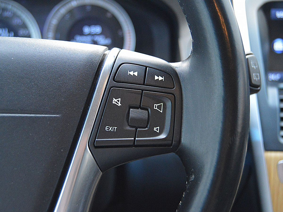 Volvo XC60, 2011г., полный привод, автомат