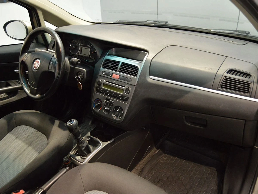 Fiat Linea, 2011г., передний привод, механика