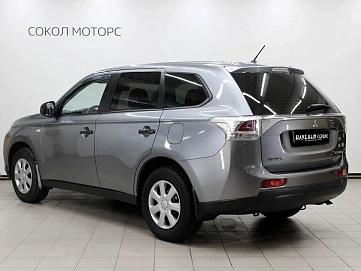 Mitsubishi Outlander, 2013г, передний привод, вариатор