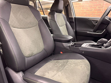 Toyota RAV4, 2024г, полный привод, вариатор