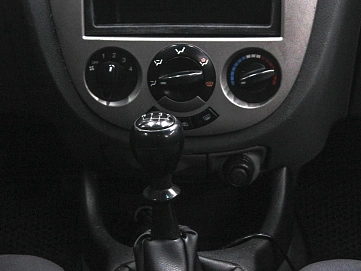 Chevrolet Lacetti, 2008г, передний привод, механика