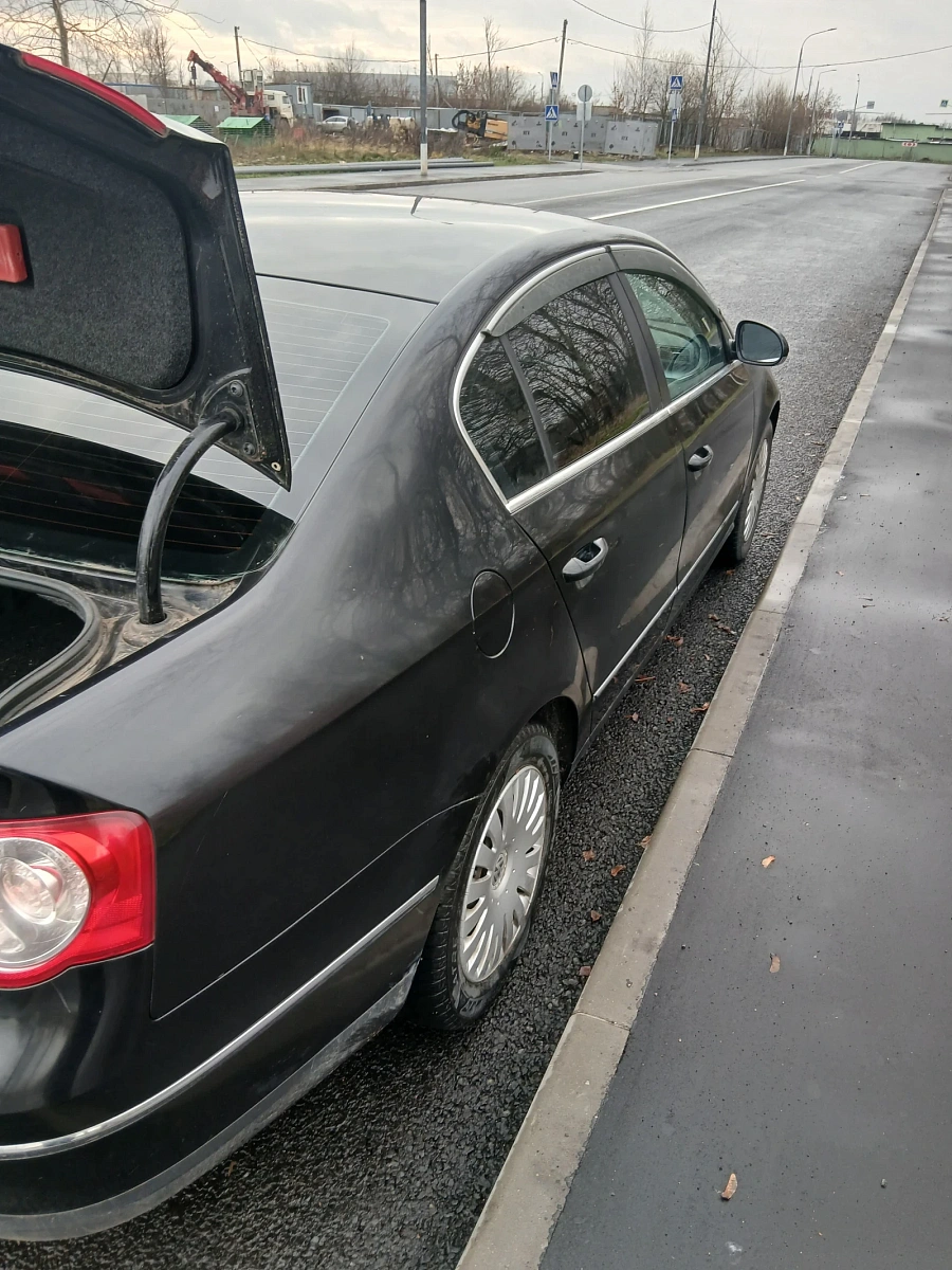 Volkswagen Passat, 2010г., передний привод, робот