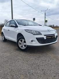 Renault Megane, 2011г, передний привод, автомат