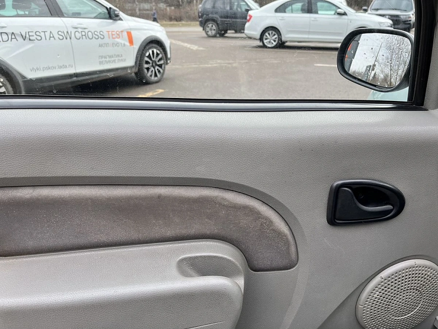 Renault Logan, 2008г., передний привод, механика