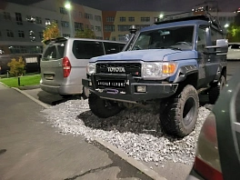 Toyota Land Cruiser, 2006г, полный привод, механика