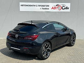 Opel , 2011г., передний привод, механика