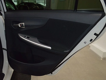 Toyota Corolla, 2012г, передний привод, механика