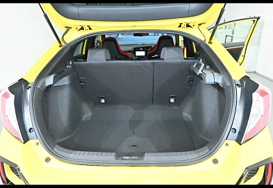 Honda Civic Type R, 2021г, передний привод, механика