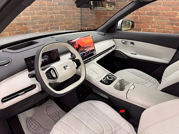 Geely Galaxy Starship 7, 2025г, передний привод, робот