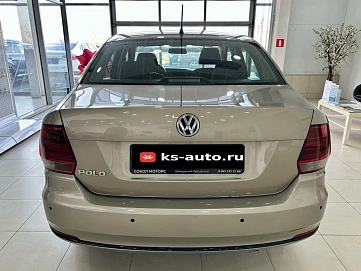 Volkswagen Polo, 2016г., передний привод, автомат