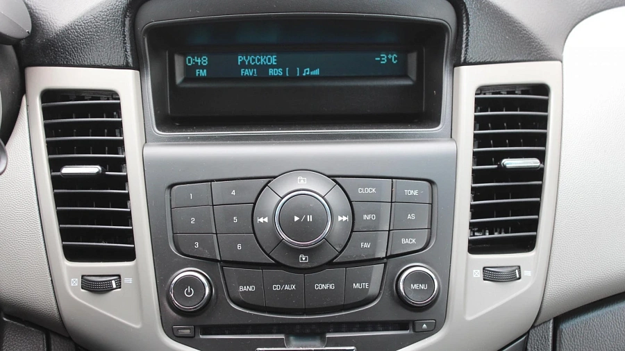 Chevrolet Cruze, 2012г., передний привод, механика