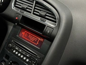 Peugeot 3008, 2014г, передний привод, робот