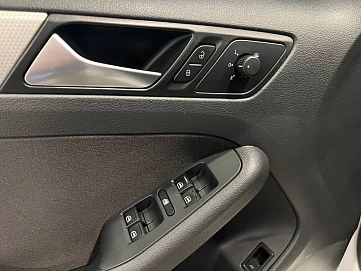 Volkswagen Jetta, 2013г, передний привод, механика