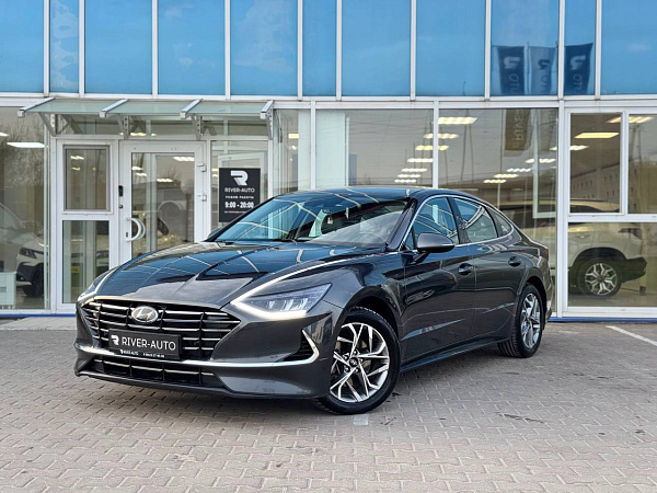 Hyundai Sonata, 2020г., передний привод, автомат