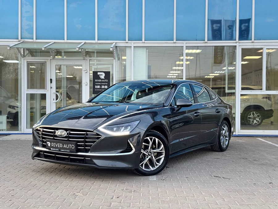 Hyundai Sonata, 2020г., передний привод, автомат