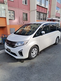 Honda Stepwgn, 2016г, передний привод, вариатор