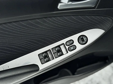 Hyundai Solaris, 2015г, передний привод, механика