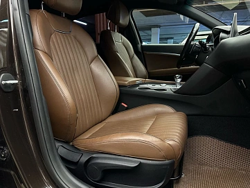 Genesis G70, 2019г, полный привод, автомат