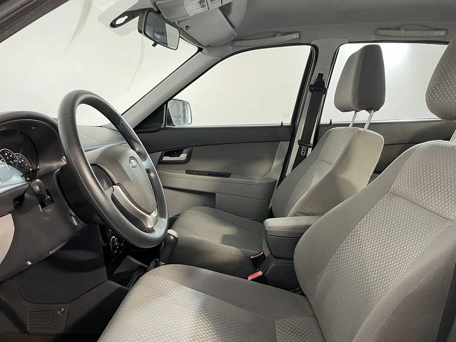 Lada (ВАЗ) Priora, 2012г., передний привод, механика