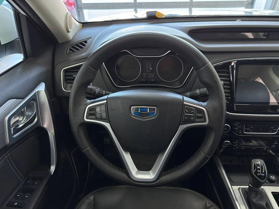 Geely Emgrand X7, 2019г., передний привод, автомат