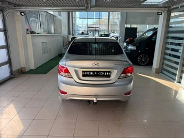 Hyundai Solaris, 2012г, передний привод, механика