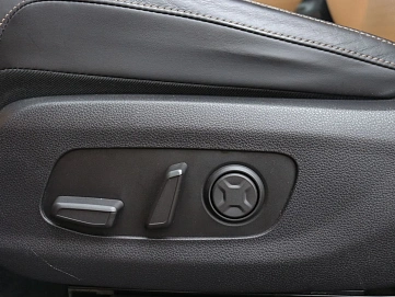 Kia Carnival, 2021г, передний привод, автомат