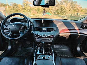 Infiniti M, 2012г, полный привод, автомат