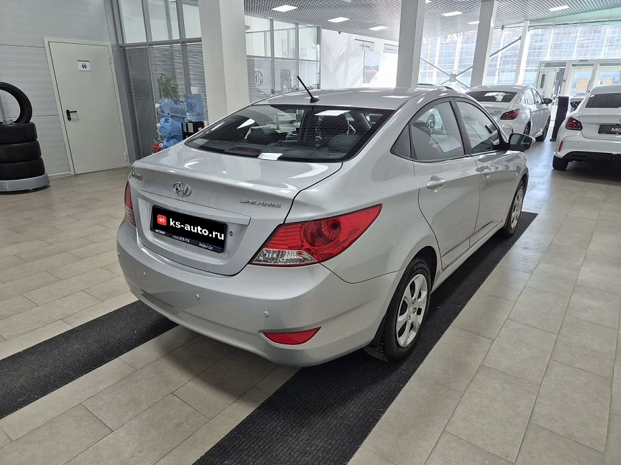 Hyundai Solaris, 2013г., передний привод, автомат