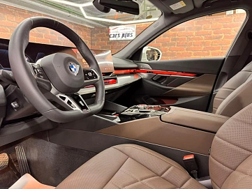 BMW , 2024г., задний привод, автомат