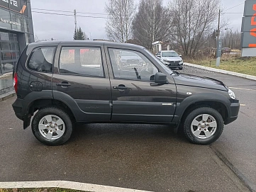 Chevrolet Niva, 2012г, полный привод, механика