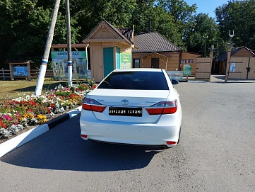 Toyota Camry, 2014г, передний привод, автомат