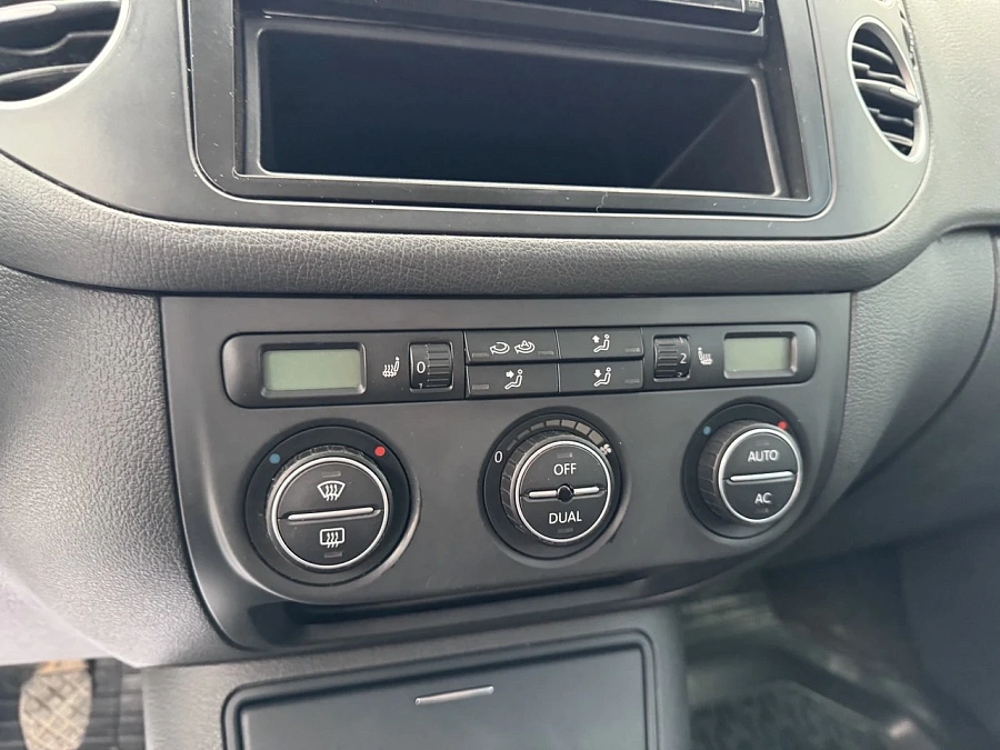 Volkswagen Golf Plus, 2008г., передний привод, автомат