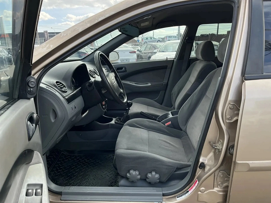 Chevrolet Lacetti, 2006г., передний привод, механика
