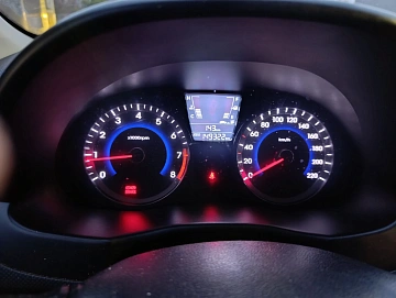 Hyundai Solaris, 2011г, передний привод, механика