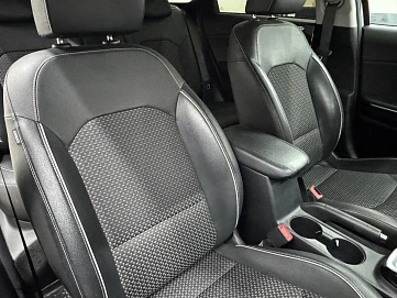 Kia Ceed, 2021г, передний привод, робот