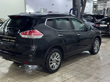 Nissan X-Trail, 2015г, полный привод, вариатор