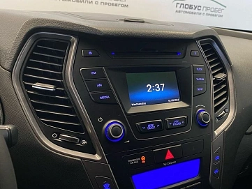 Hyundai Santa Fe, 2014г, передний привод, автомат