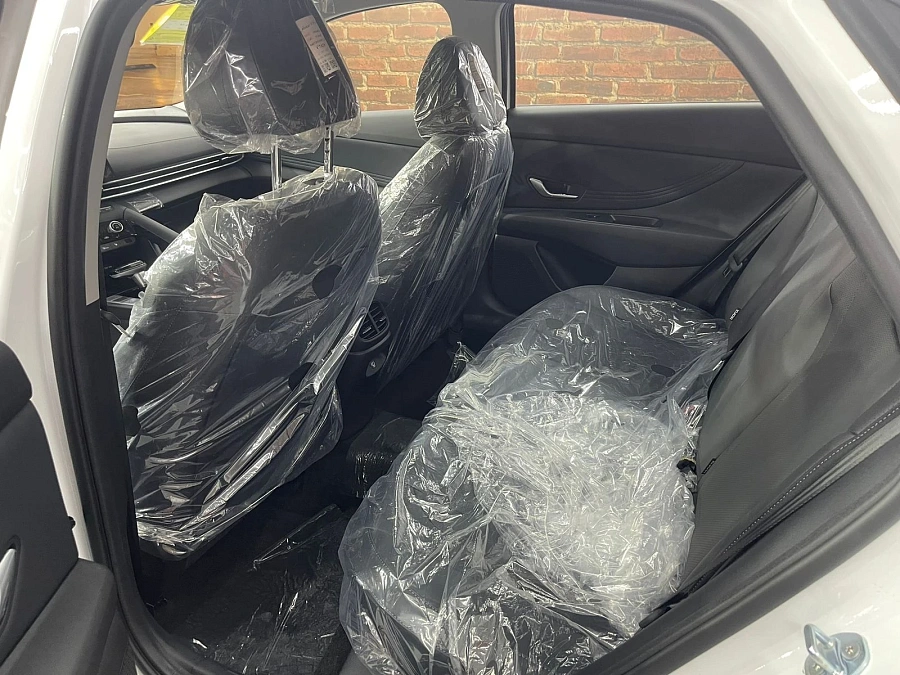 Hyundai Elantra, 2025г., передний привод, вариатор