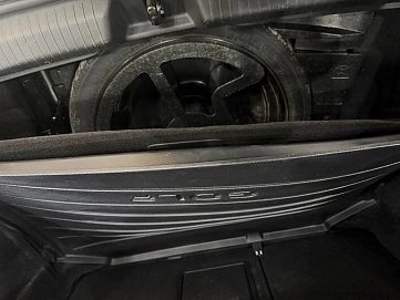 Volkswagen Golf, 2023г, передний привод, робот