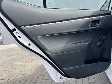 Toyota Corolla, 2013г., передний привод, механика