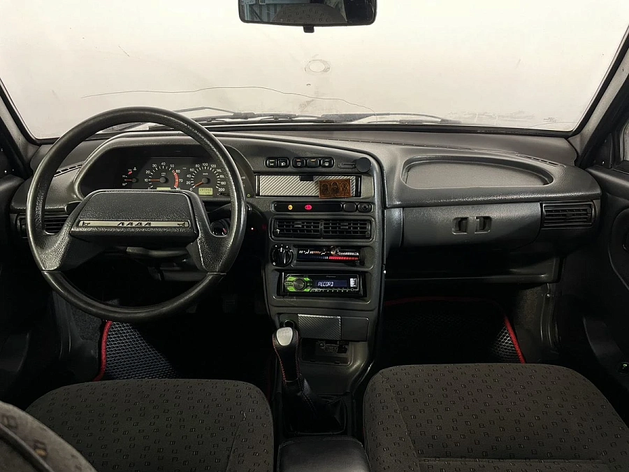 Lada (ВАЗ) 2114, 2006г., передний привод, механика