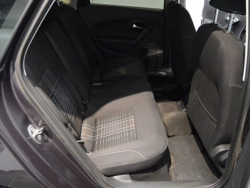 Volkswagen Polo, 2015г, передний привод, механика