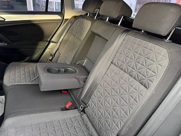 Volkswagen Tiguan, 2021г, передний привод, робот