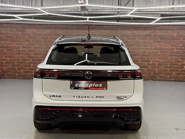 Volkswagen Tiguan, 2025г, полный привод, робот