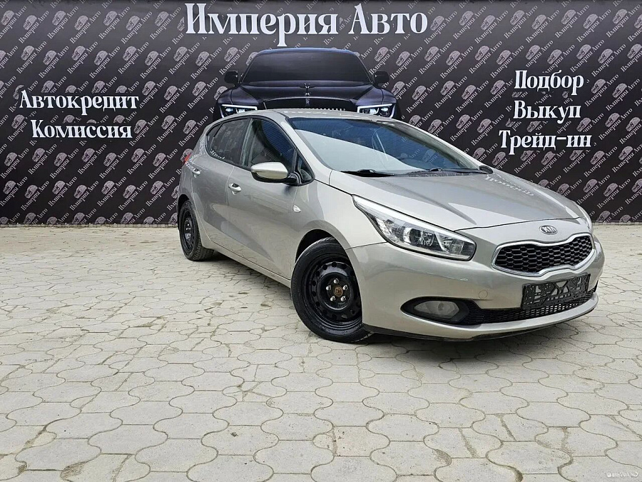 Kia Ceed, 2015г., передний привод, автомат