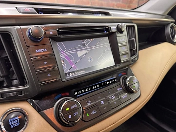 Toyota RAV4, 2014г, полный привод, автомат