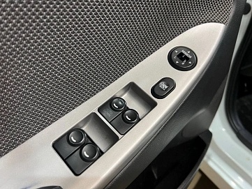 Hyundai Solaris, 2013г, передний привод, механика