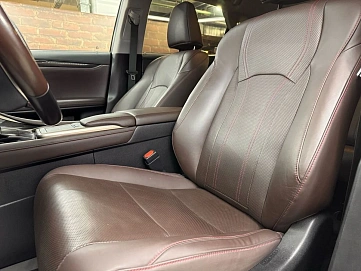 Lexus RX, 2022г, полный привод, автомат